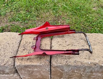 ČZ 125 175 250 sport - podsedlový rámeček - 12