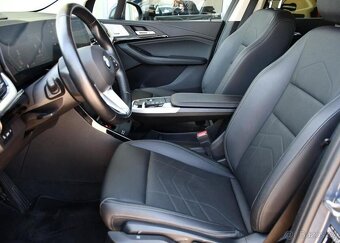 BMW Řada 2 218i LUXURY LINE H/K 1M TAŽNÉ - 12