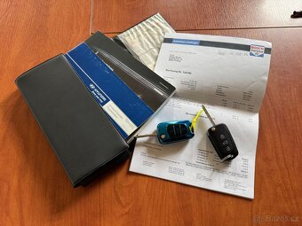 Hyundai i30 kombi 1,6i 93 kW, serviska, 2 x kola - 12