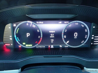 Škoda Superb 1,4TSI iV DSG Style Plus plug in Hybrid 160kw - 12