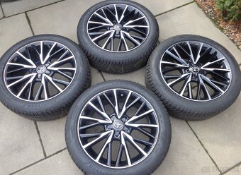 5x114,3 R18 original Toyota Yaris Cross zimna sada s TPMS - 12