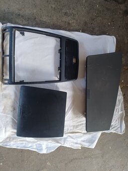 Sharan 1.9Tdi 85kw AUY - 12