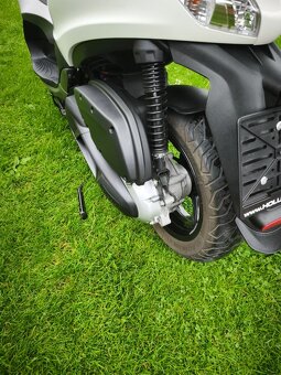 Piaggio Beverly 350 i.e. ABS/ASR Sport Touring (2016) TOP, 7 - 12