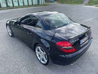 Prodej cabrio Mercedes SLK55 AMG 5.5 V8 7AT 265KW & 510NM - 12