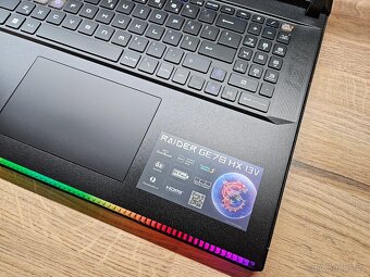 i9-13980HX_17" 240HZ_MSI RAIDER GE78HX_16GB_RTX 4070 8GB - 12