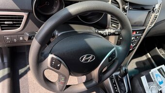 Hyundai i30 //1.6CRDi//81kW//STYLE//AUTOMAT//141TKM// - 12