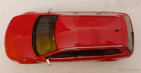 Model Audi RS4 Avant 1:18 Otto Mobile - 12