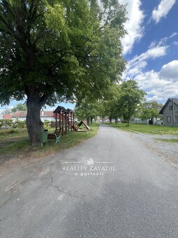 Prodej bytu 2+1 s garáží a zahradou, Platěnice, Moravany - 12