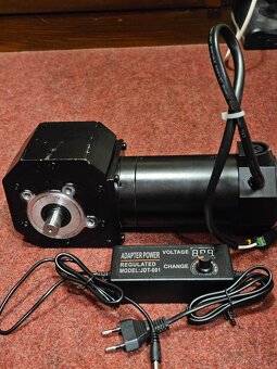 Motorek na gril na 220V s Trafem s Regulací 1-60 Otáček - 12