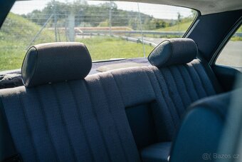 Mercedes-Benz 230 e (W123), automat, 2.majitel - 12