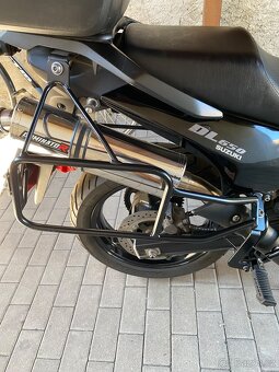 Suzuki V-strom DL 650 - 12