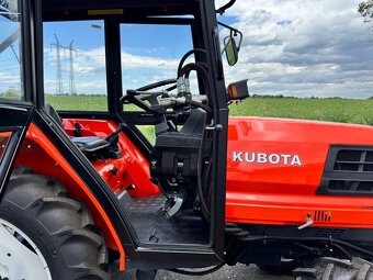 Japonský traktor KUBOTA GL 21 Diesel 3 válec, 21HP - 12
