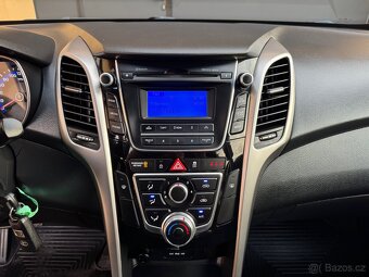 Hyundai i30 1.6i 99Kw - 12