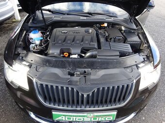 SUPERB COMBI II Elegance 2,0 TDI 103kW + 6st.man.-Kůže,Navi, - 12