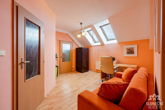 Pronájem mezonetového bytu 2+kk s pracovnou, 82 m², Uherské  - 12