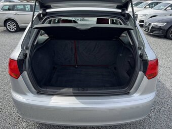Audi A3 2.0 TDi 103 kw DSG 6 - 12