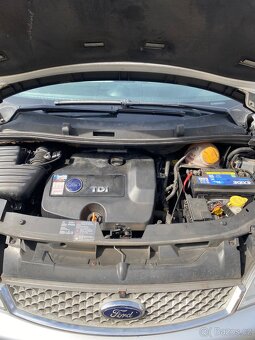 Ford Galaxy - 12