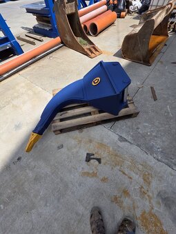 Wacker Neuson 14504 powertilt - 12
