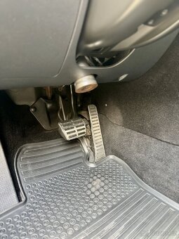Škoda OCTAVIA 2 RS Combi, 2.0 Tdi 125 kw, DSG - 12