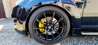 Ford Focus 2.5 ST - 12