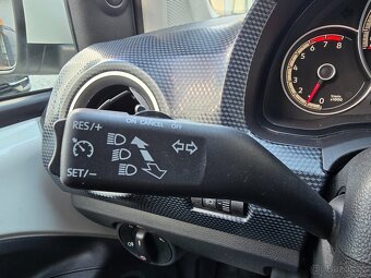 VW UP 50kW CNG 1.maj.ČR 2022 KAMERA+DIGIKLIMA+LED+TEMPOMAT - 12