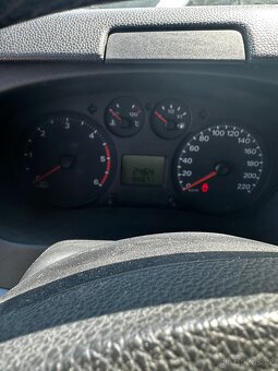 Ford tranzit 300L - 12