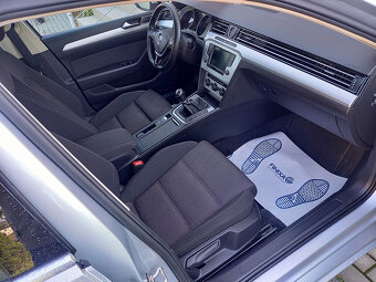 Volkswagen Passat 2.0Tdi 140kw+klima+MANUAL+ROZVODY - 12