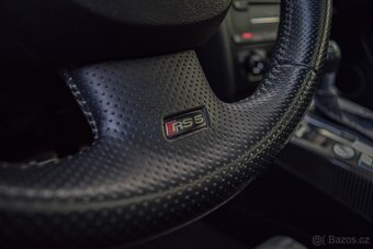 Audi RS5 V8 quattro - 12