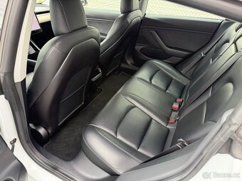 Tesla Model 3 - 12