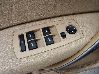 BMW X3 3.0d e83 4x4 A/T BiXenon Panorama Sport - 12