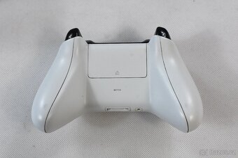 Microsoft Xbox One S 1TB - 12