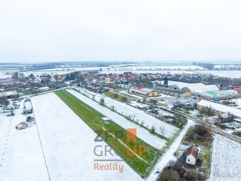 Prodej pozemku pro bydlení o rozloze 1 494 m2 - Kroměříž - B - 12
