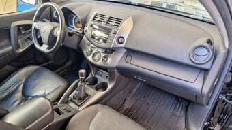 Toyota RAV4 2,2 D-4D 150 Lux 4x4 - 12