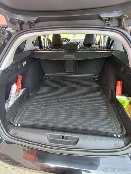 Peugeot 308 SW 2.0 BlueHDi 110 kW - 12