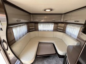 Super luxusní karavan Hobby 650 nově v půjčovně - 12