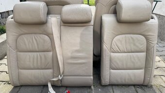 Kožené sedačky Škoda Superb 2 kombi - 12