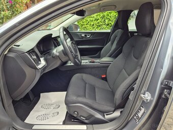 Volvo V60 D4 Momentum 2.0D 140KW AT•2020•Webasto•ACC•Kessy - 12