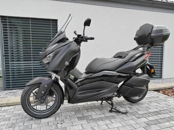 Yamaha x-max 300 Tech Max - 12