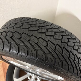 NISSAN JUKE 5x114,3 R17 ET47+ZIMNÍ 215/55R17 7/6mm - 12