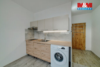 Pronájem bytu 1+kk, 19 m², Mariánské Lázně, ul. Hroznatova - 12