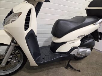 Honda SH 125i - 12
