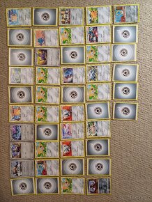 Pokémon karty - 12