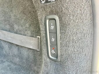 Volvo V90 2,0 T4 Drive-E R-Design Auto / 2019 - 12