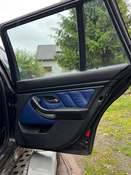 BMW e39 525i touring - 12