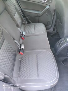 Škoda Yeti 2.0TDi 4x4 110W Xenon LED AUT Navi Mod 2018 - 12