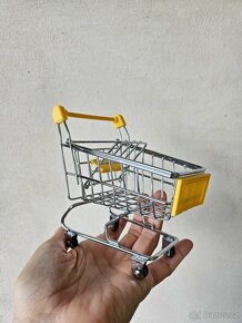 Nákupní košík hračka pro papouska - 12