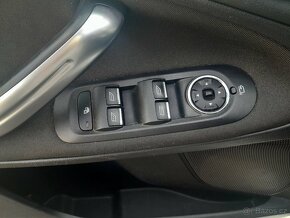 Ford Galaxy 1,6 TDCI Panorama 7 Míst nová STK xeno - 12
