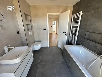 Prodej bytu 4+kk 94 m² Kolín - 12