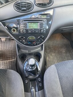 Ford Focus 2004 - 12