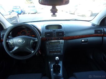 Toyota Avensis 1.8 VVT-i 16V AUTOKLIMA - 12